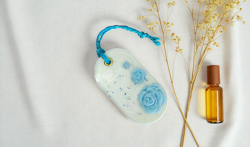 Corporate Diwali Gifts under 300 corporate wellness gifts set featuring wax sachet